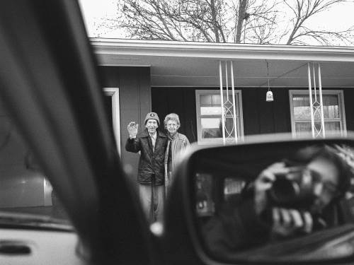 Dikeman-058-Leaving and waving, 12-2006.jpg