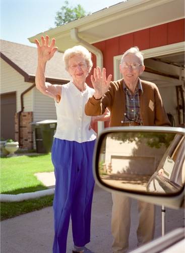 Dikeman-074-Leaving and waving, 5-2009.jpg