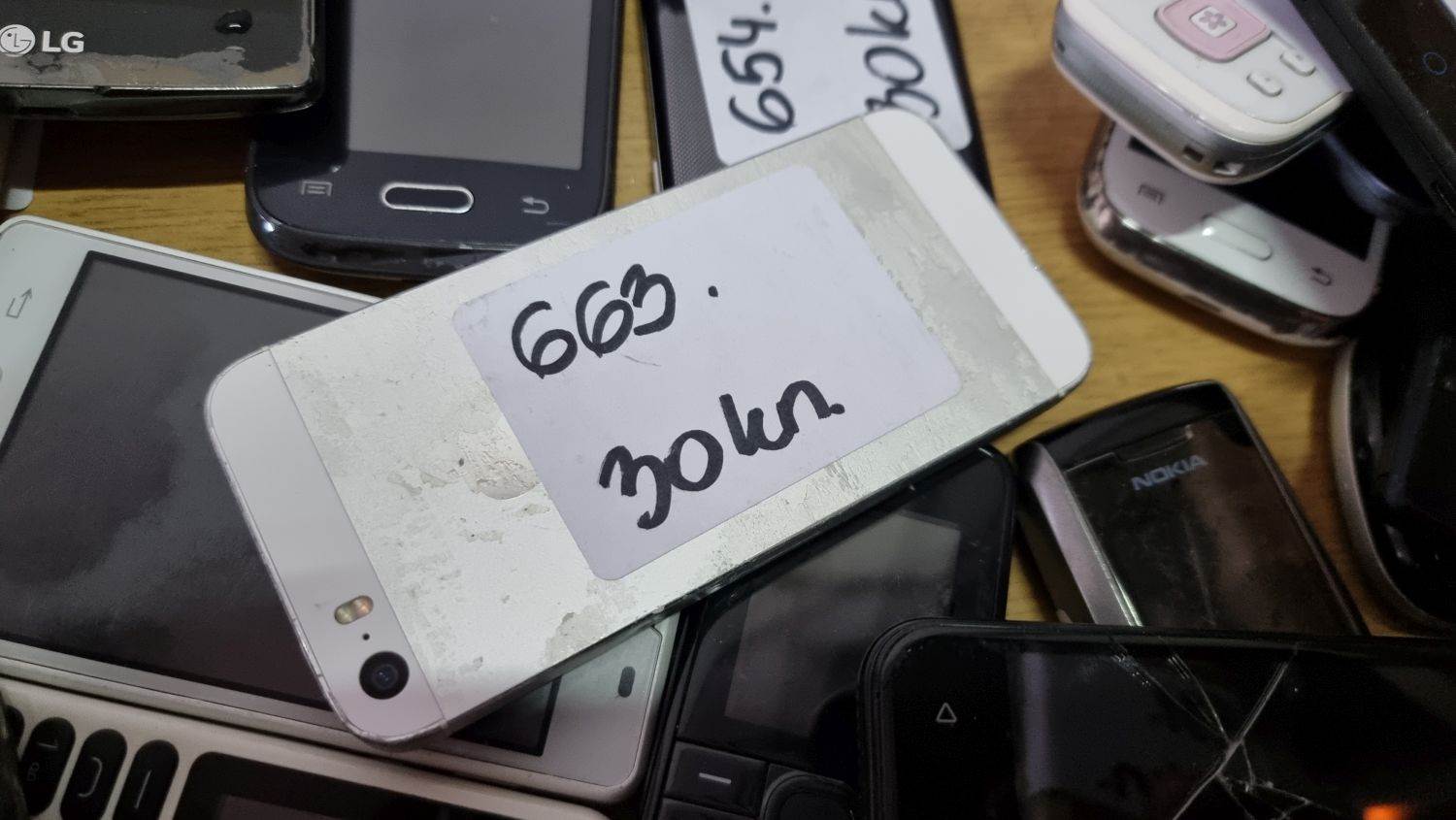 MOBITELI, BICIKLI, LAPTOPI, TORBE Bili smo na javnoj prodaji u policijskoj upravi Zagrebačkoj