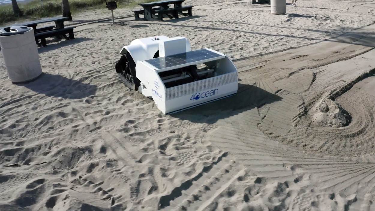 ROBOT ZA ČIŠĆENJE PLAŽE Dizajniran je za prikupljanje najmanjih komadića smeća