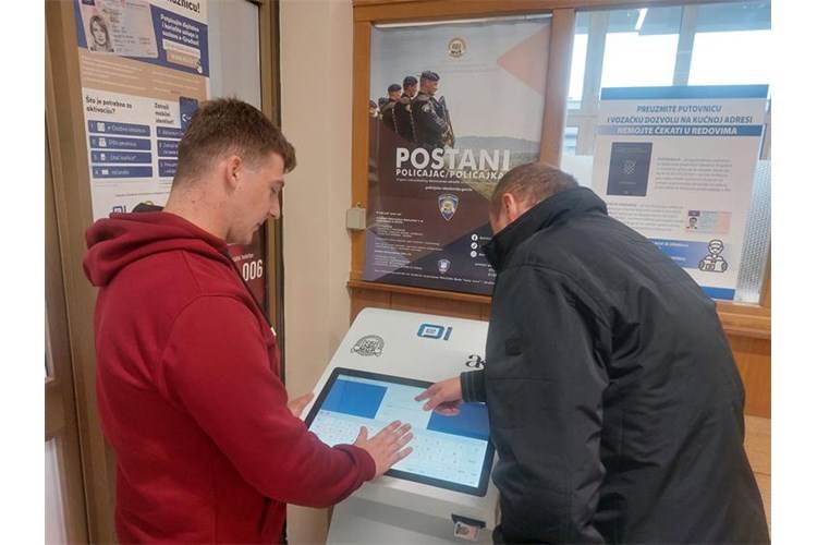 Osobna iskaznica Mobilni identitet (2).jpg