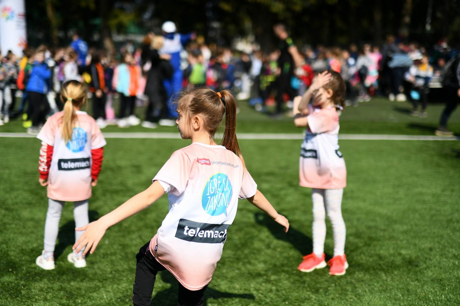 200 OSNOVNOŠKOLACA IZ PETRINJE: Natjecanje u graničaru i atletici