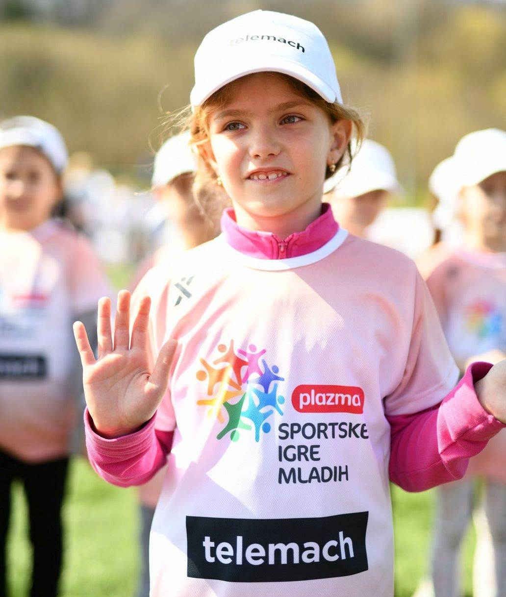 200 OSNOVNOŠKOLACA IZ PETRINJE: Natjecanje u graničaru i atletici