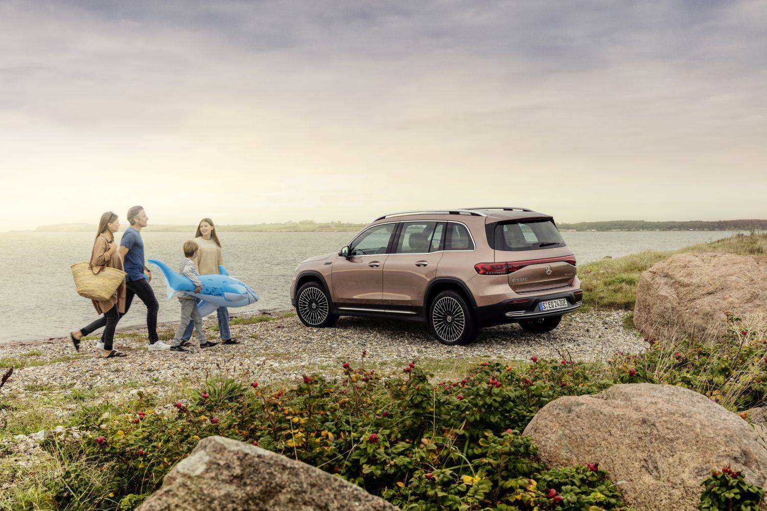 SEDMEROSJED KAO OPCIJA: Električni Mercedes EQB u trećem redu omogućuje sjedenje osobama do 1,65 metara visine