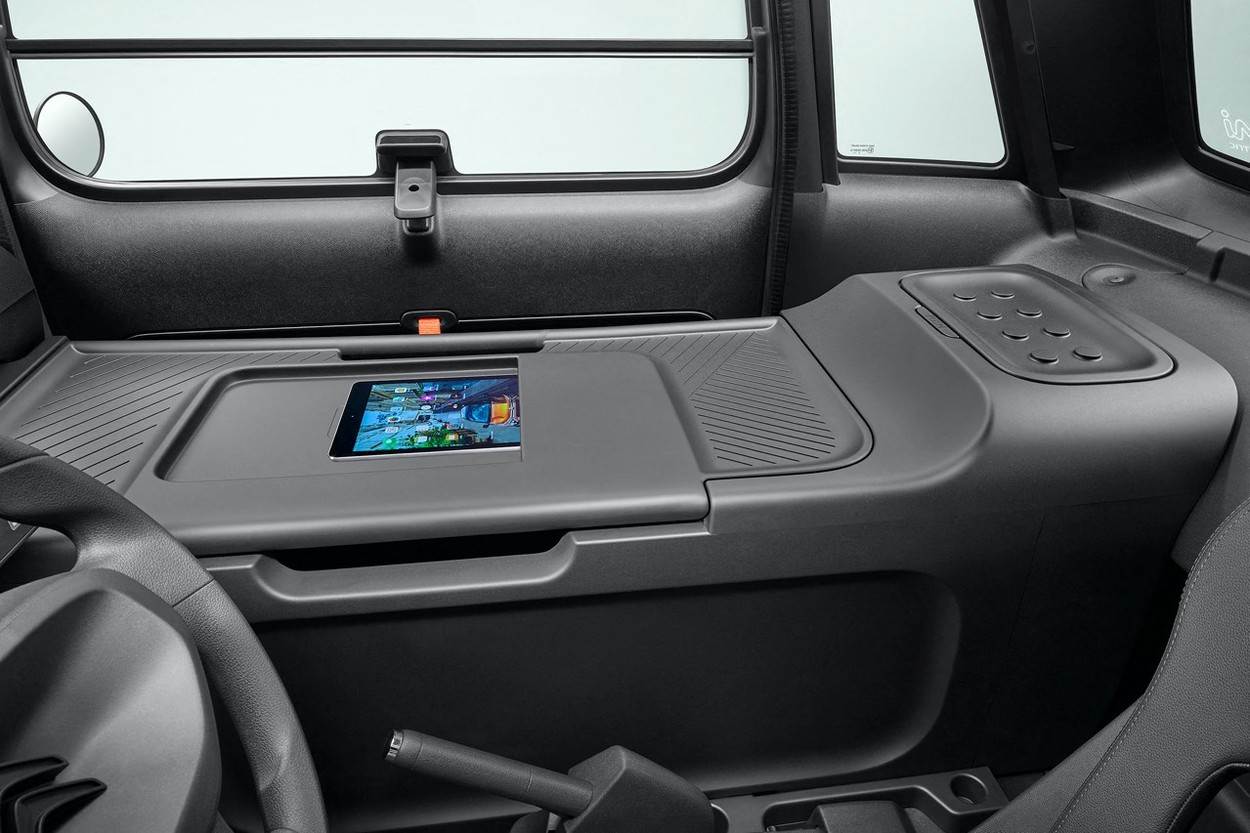 OVO JE ZAISTA MALEN AUTOMOBIL Za njega vam ne treba niti dozvola za vožnju