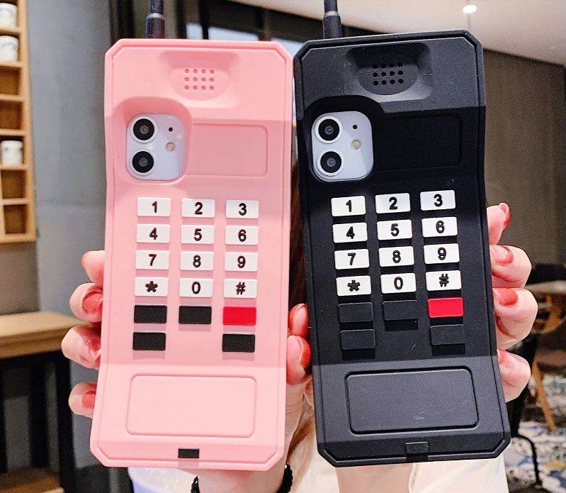 AKO VAS PUCA NOSTALGIJA Maska za iPhone koja glumi stari mobitel s antenom