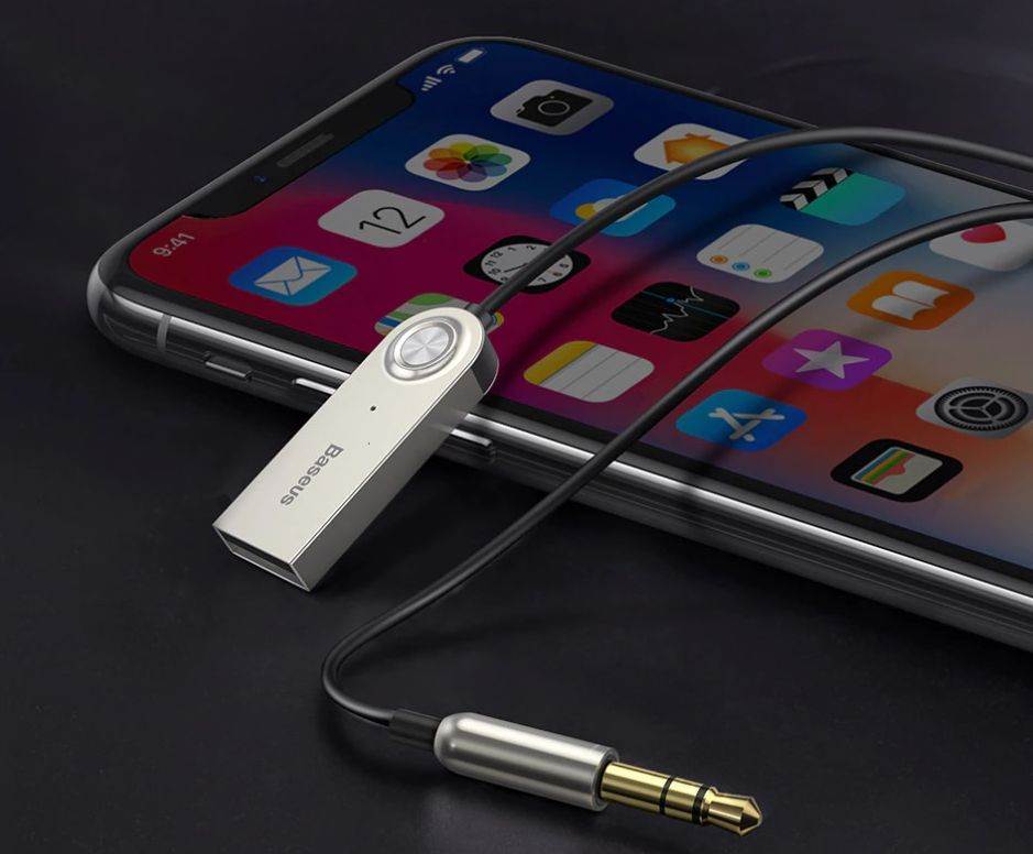 Za samo nekoliko kuna možete imati najnoviju glazbu u svojem starom automobilu