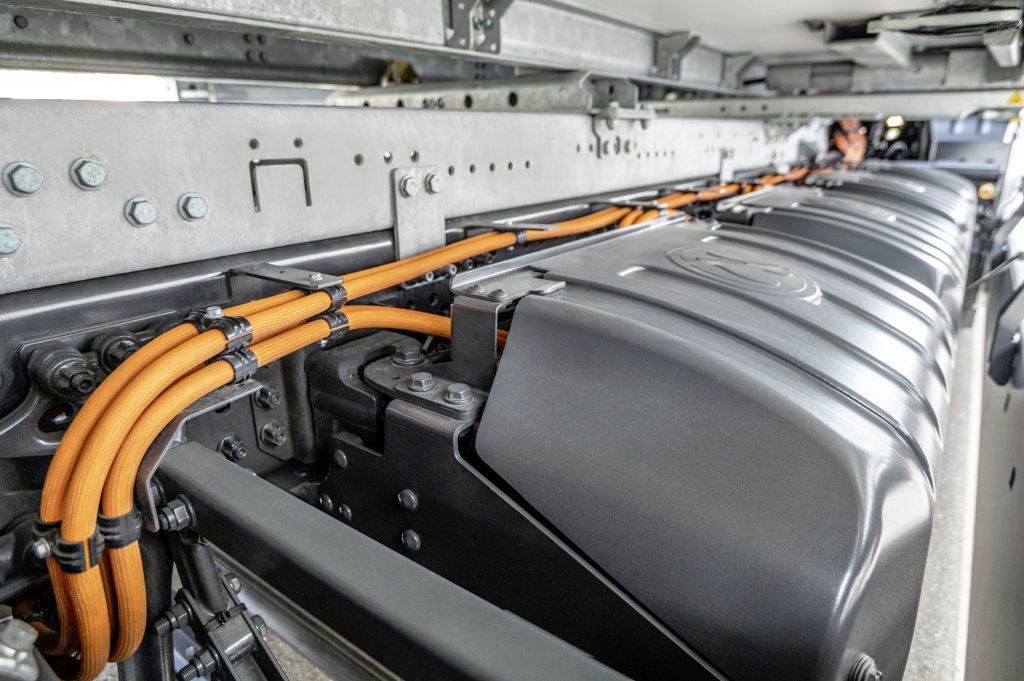 SVJETSKA PREMIJERA Mercedes-Benz eActros prelazi na struju 400 kilometara