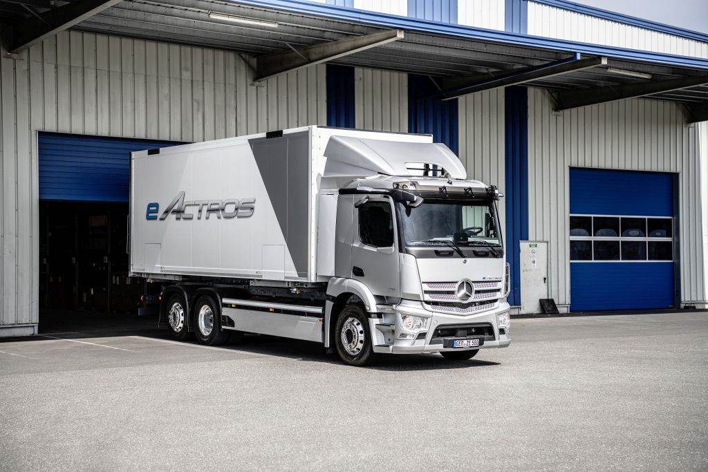 SVJETSKA PREMIJERA Mercedes-Benz eActros prelazi na struju 400 kilometara