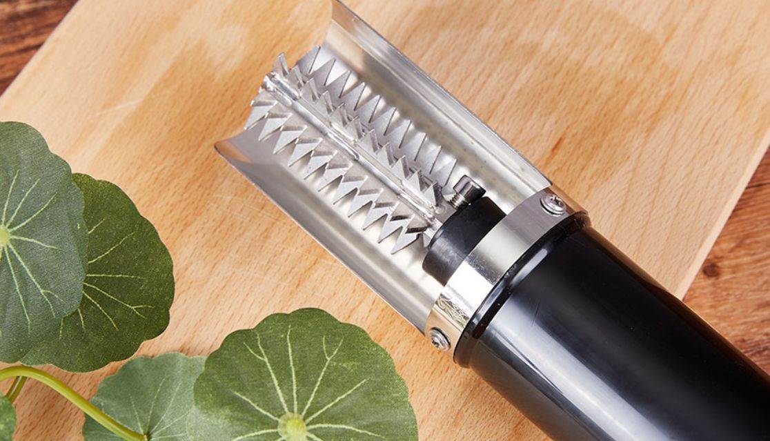 BAŠ TO VAM JE POTREBNO Očistite ribu jednostavno i efikasno