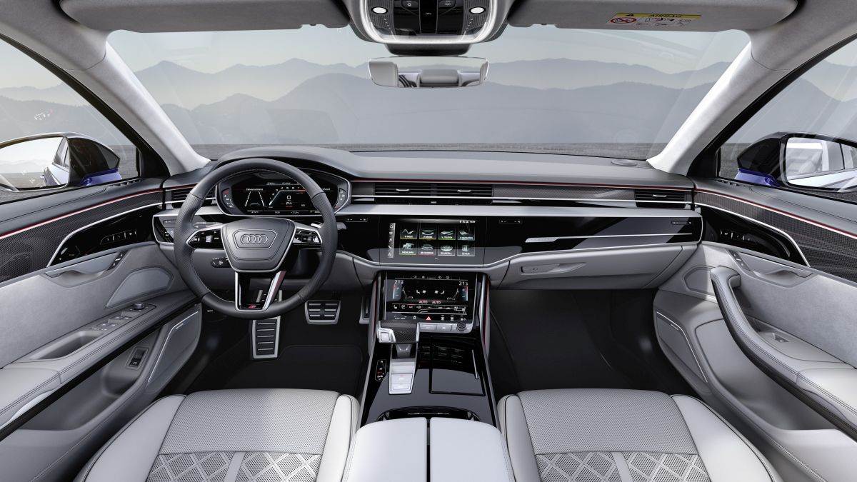 Audi S8 (4).jpg