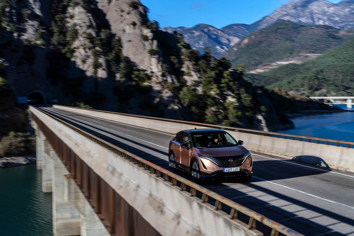 Nissan Ariya 2021 (1).jpg