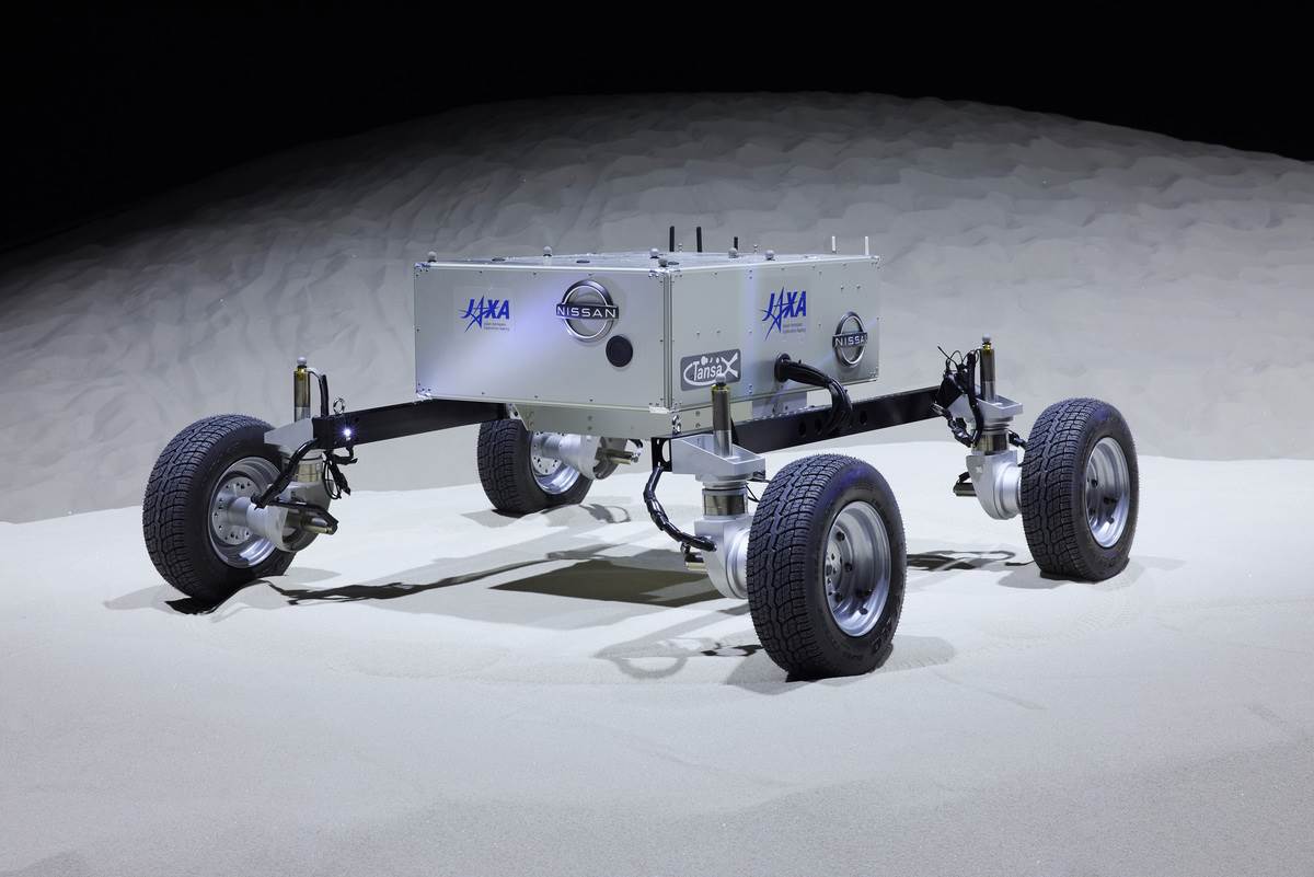 Nissan Moon rover (9).jpg