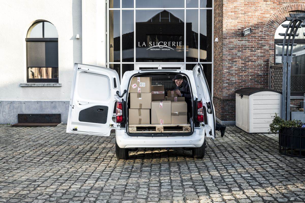 Toyota Proace City (1).jpg