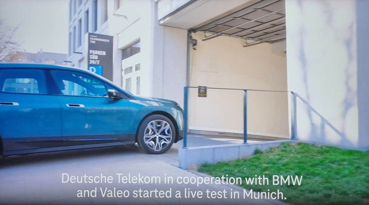 Deutsche Telekom automatizirano parkiranje BMW iX (2).jpg