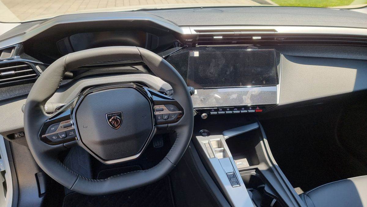 Peugeot 308 SW (20).jpg