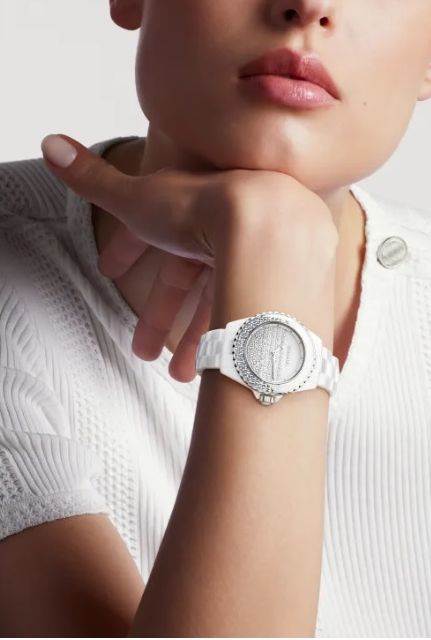 J12 Wanted de Chanel 33 MM (2).jpg