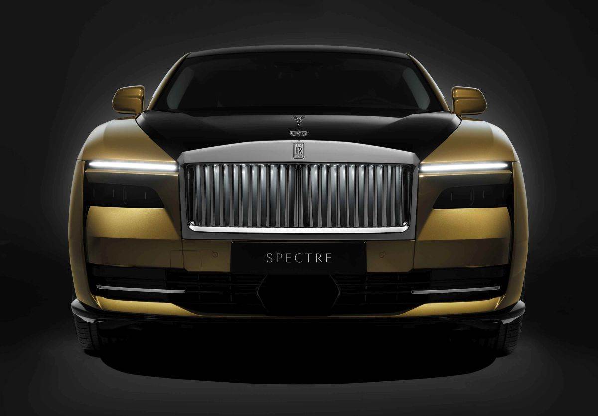 Rolls-Royce Spectre  (11).jpg