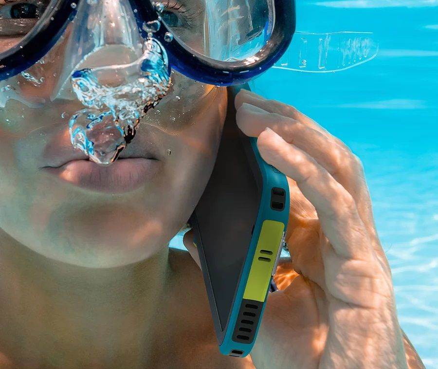 Catalyst Total Protection Case za Apple iPhone 13 Pro Max (6).jpg