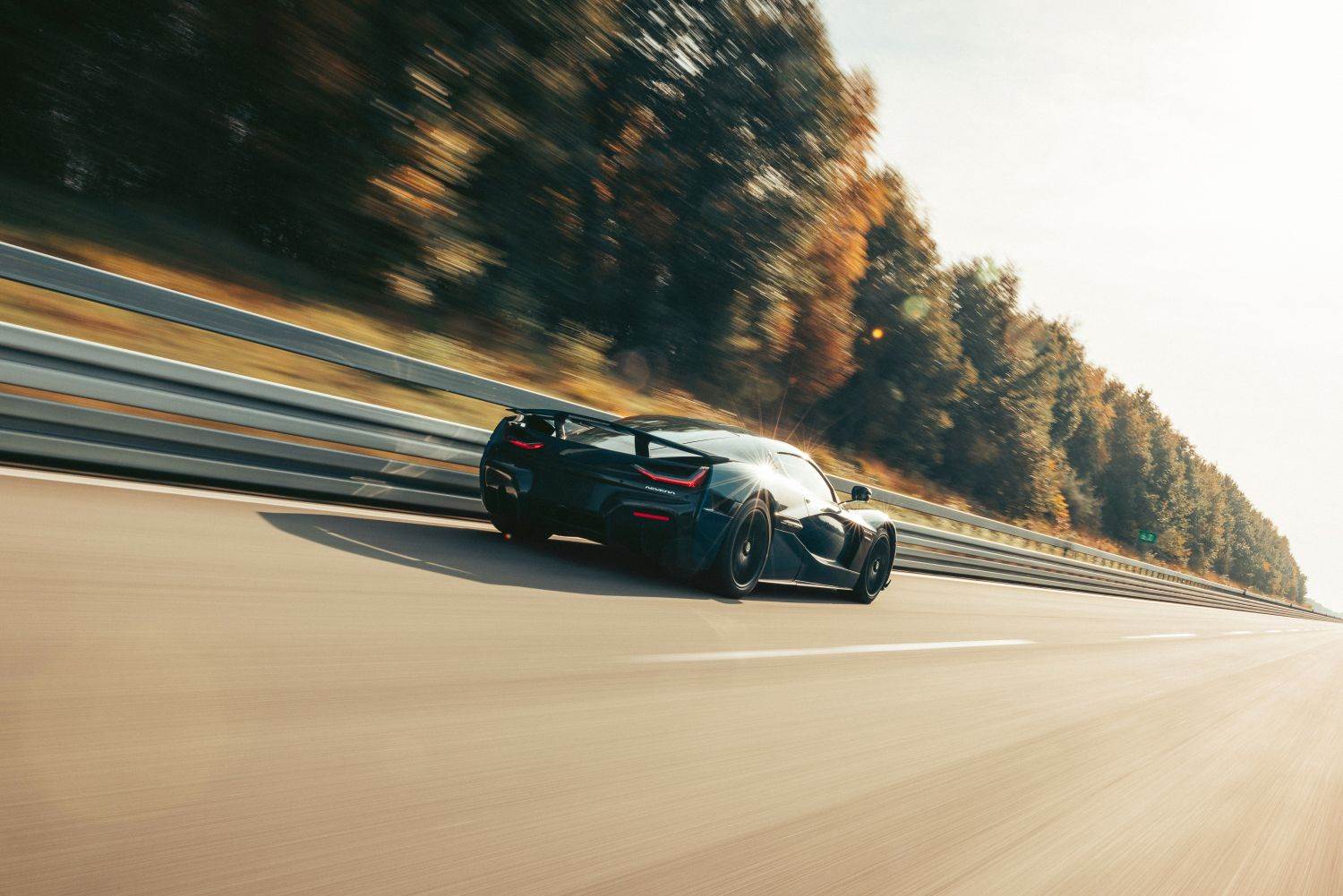 Rimac Nevera (8).jpg