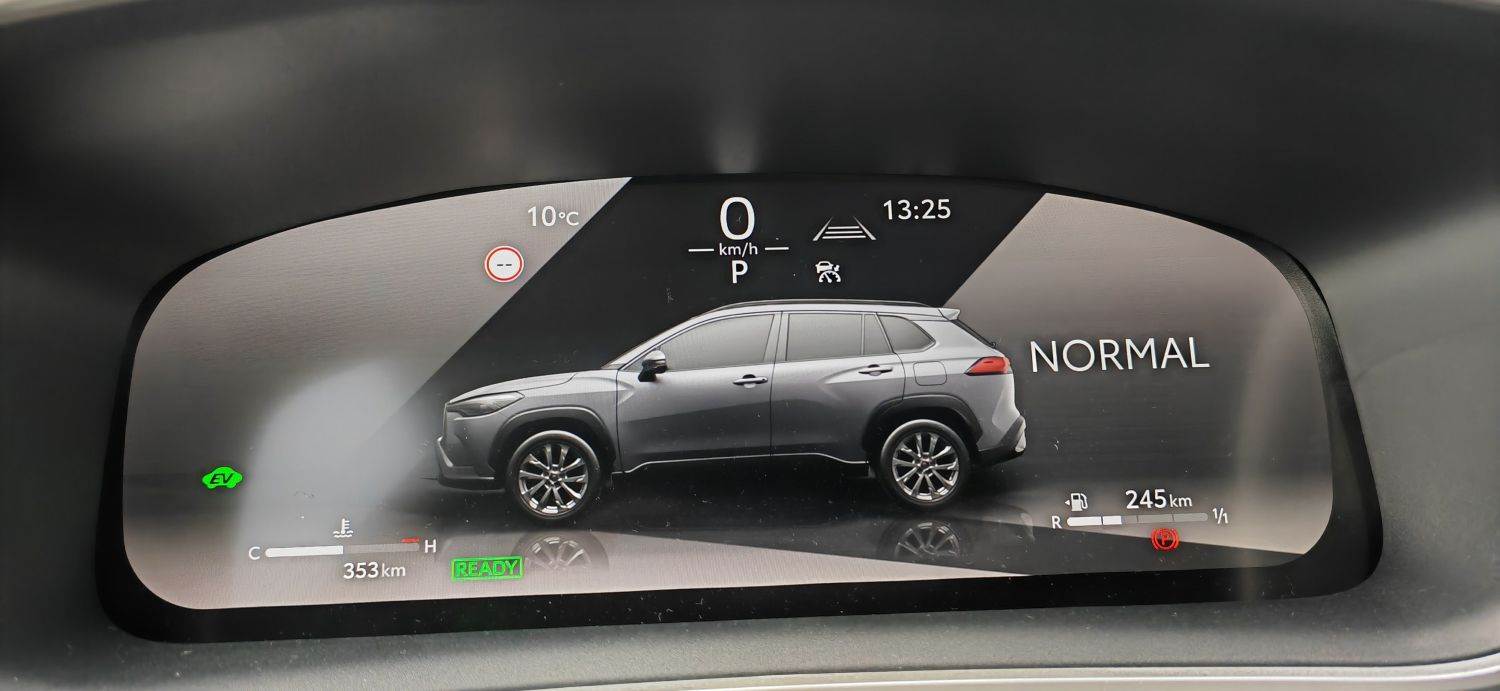 Toyota Corolla Cross (26).jpg