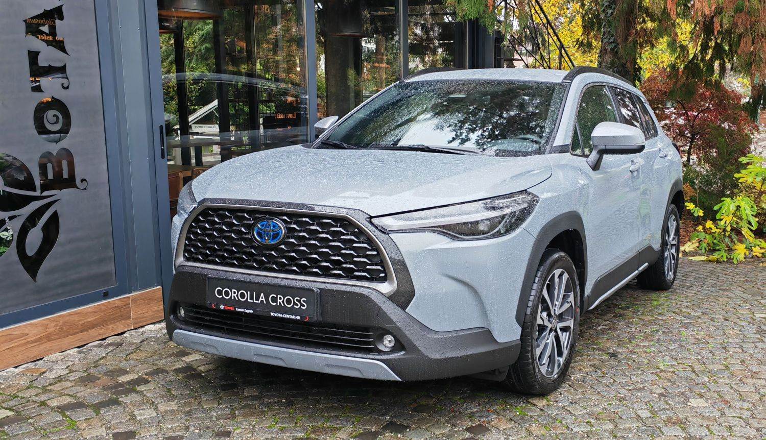 Toyota Corolla Cross (17).jpg