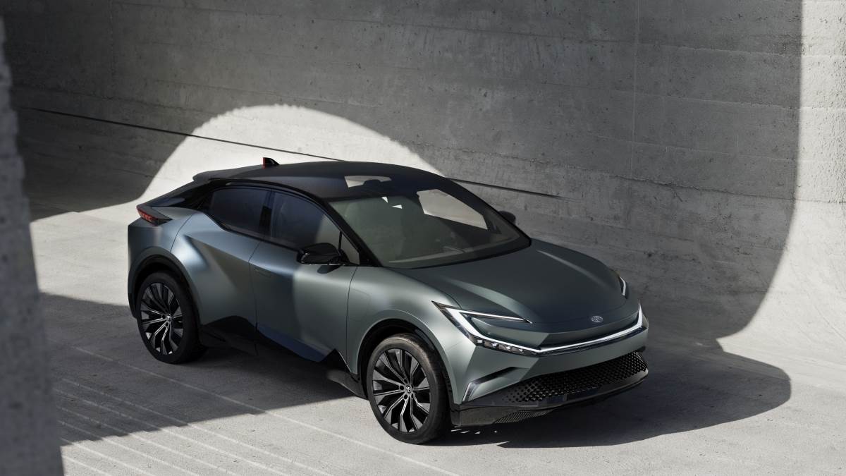 Toyota bZ Compact SUV Concept (2).jpg