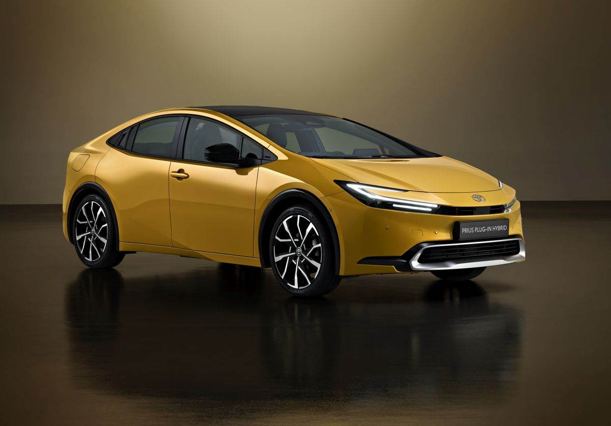 Toyota Prius 2023 (3).jpg