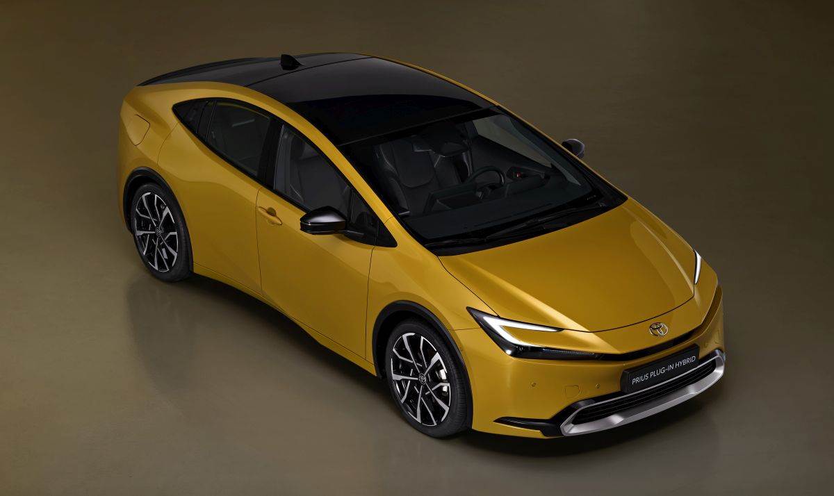 Toyota Prius 2023 (4).jpg