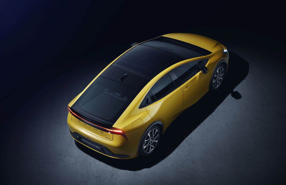 Toyota Prius 2023 (8).jpg