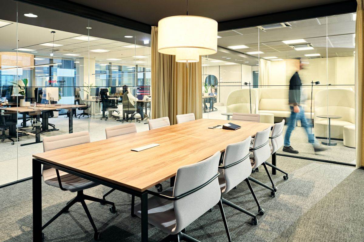 Porsche Digital Croatia interijer 03.jpg