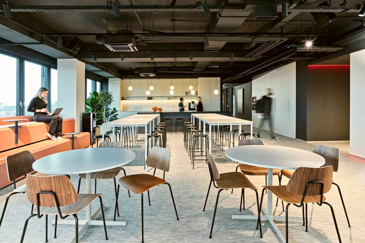 Porsche Digital Croatia interijer 09.jpg