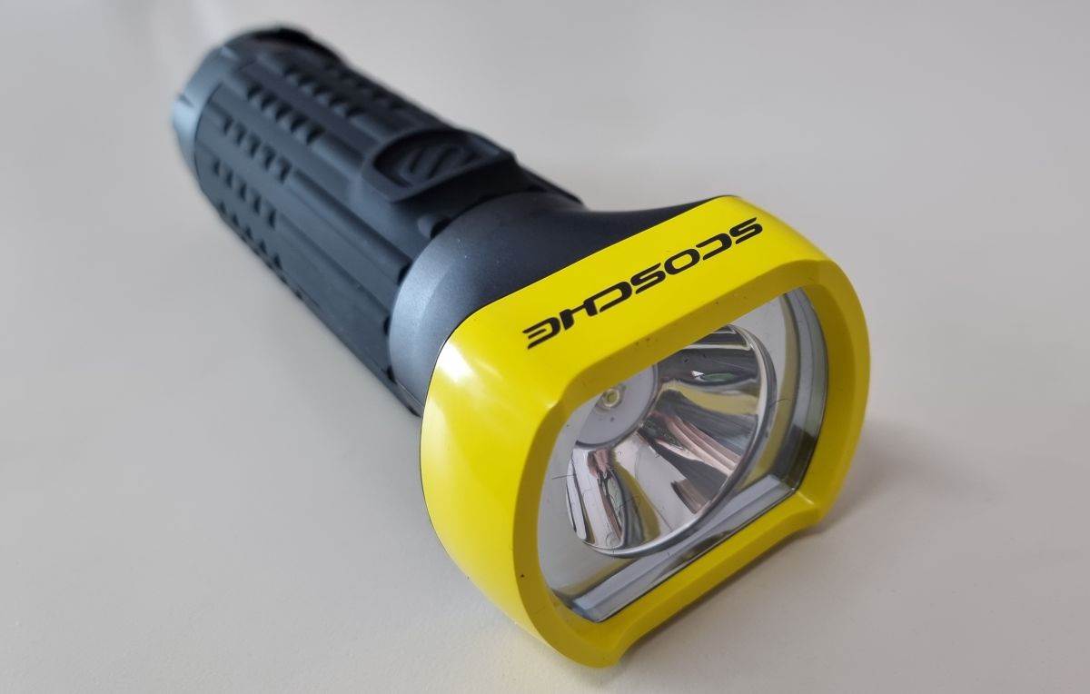 Scosche PowerUp 600 Torch (7).jpg