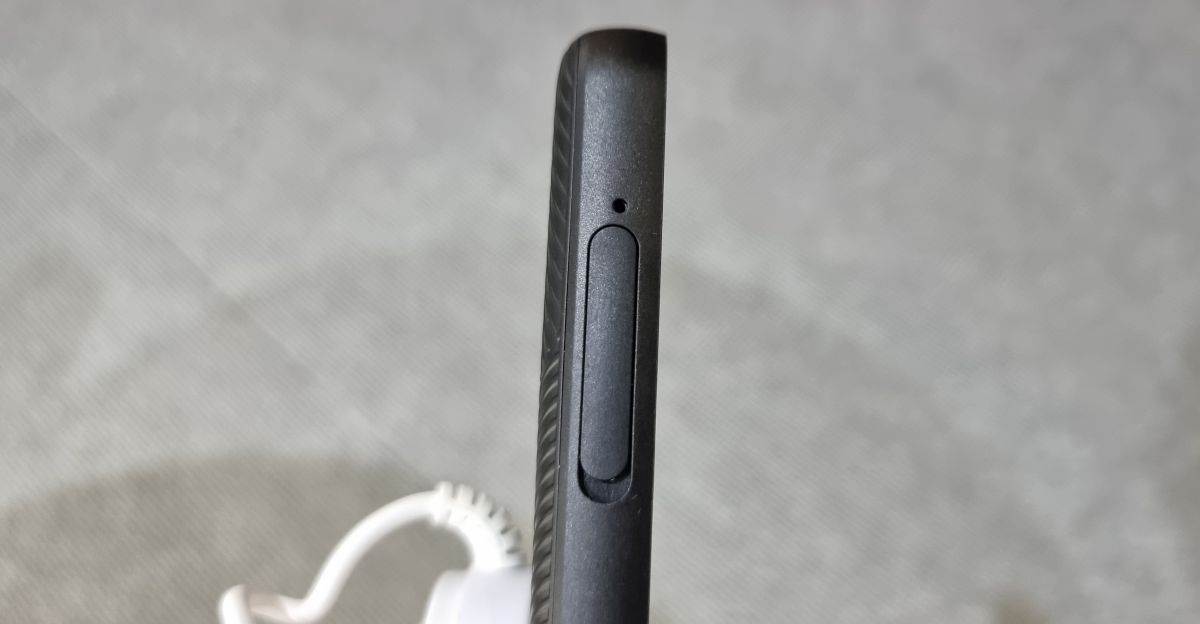 Motorola defy 2 (4).jpg