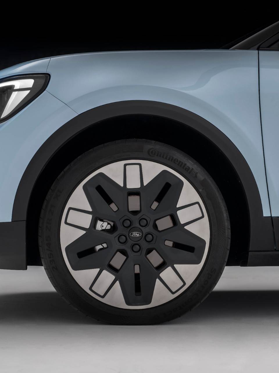 Ford Explorer electric (6).jpg