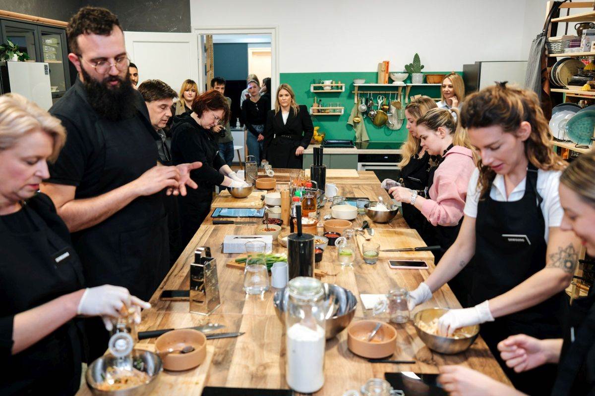 Kotluša studio, Samsung kuhanje (14).jpg