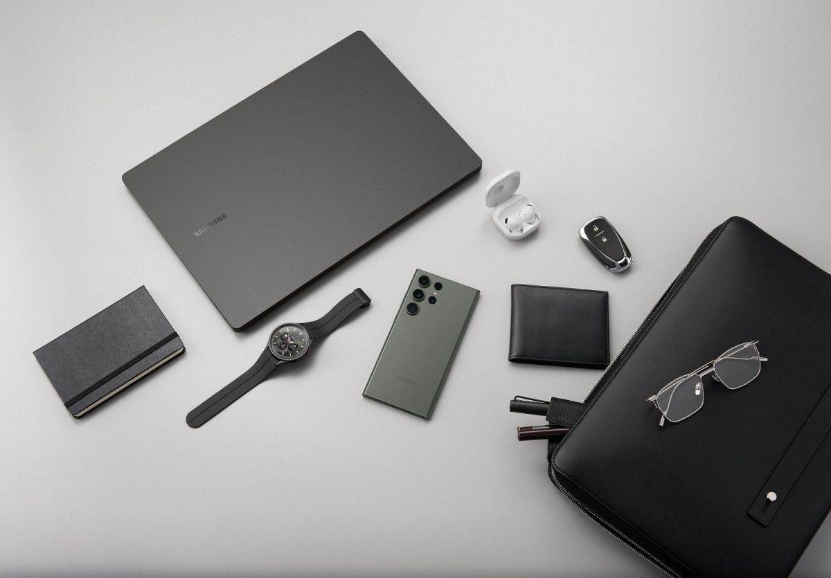 Samsung Galaxy S23 Ultra (1).jpg