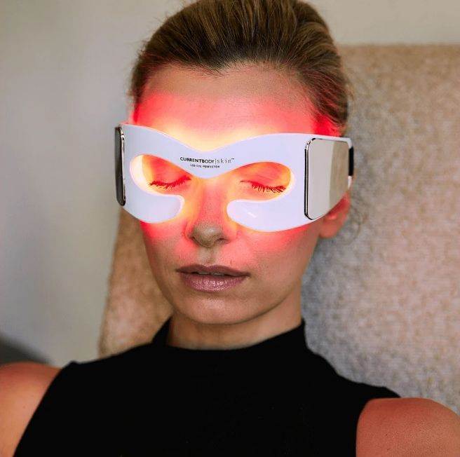 CurrentBody Skin LED Eye Perfector (9).jpg