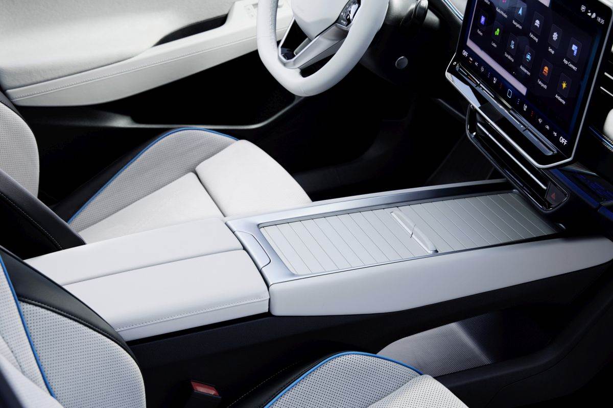 Volkswagen ID.7 (20).jpg