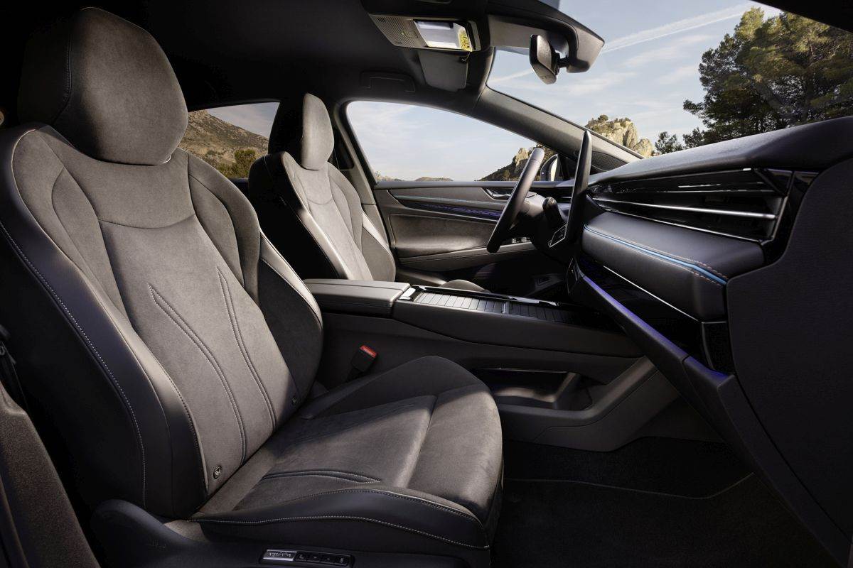 Volkswagen ID.7 (14).jpg