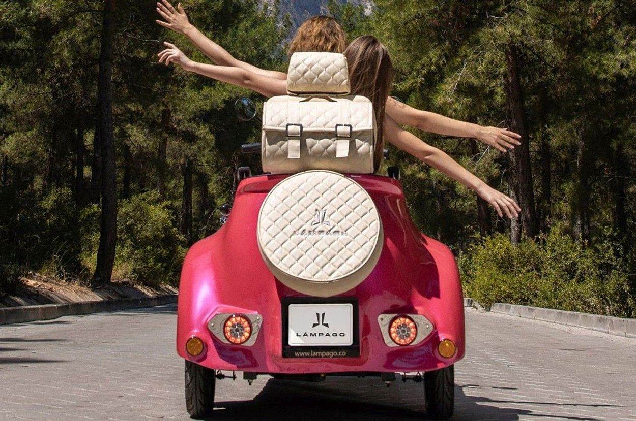 Lámpago tricikl (8).jpg