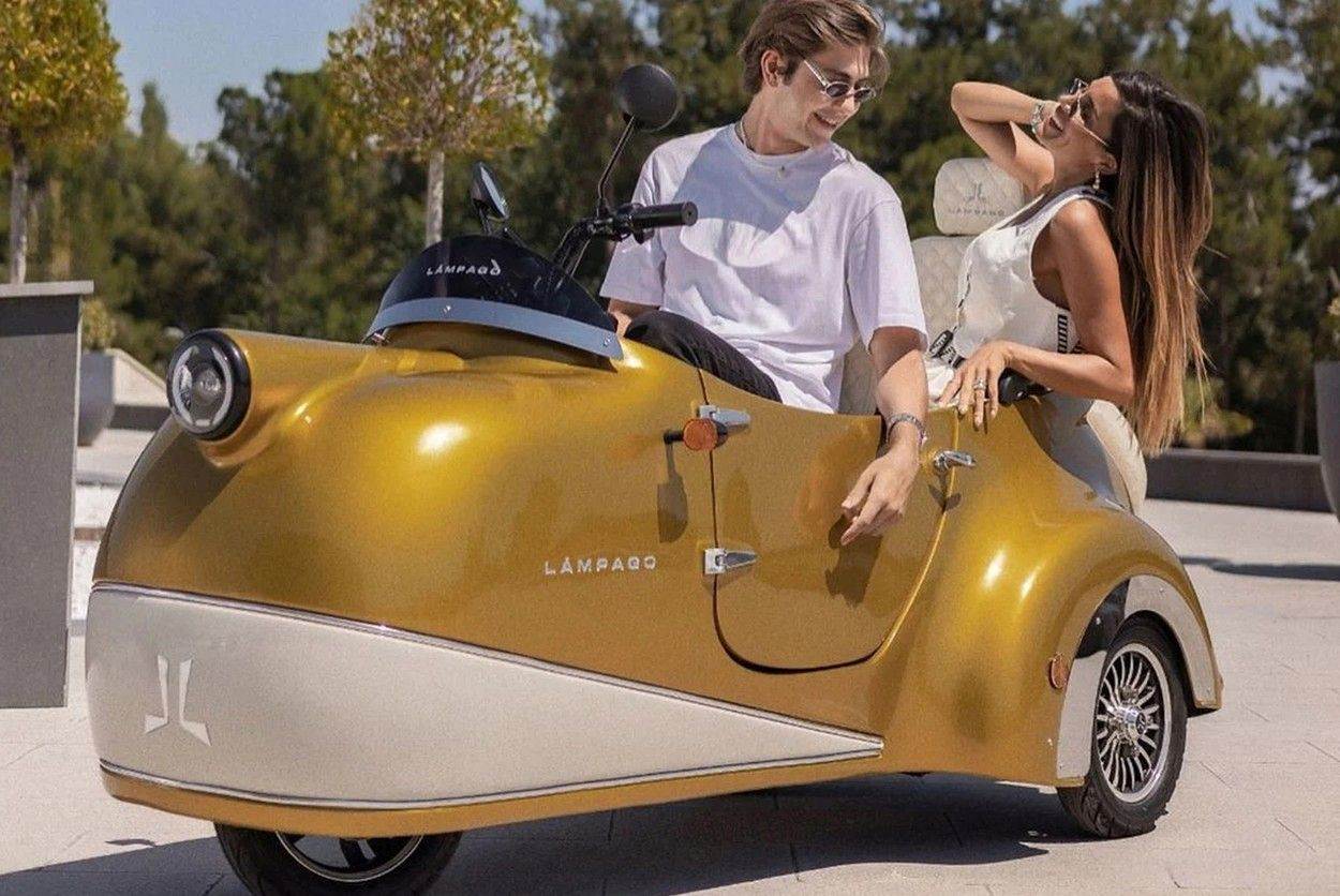 Lámpago tricikl (5).jpg