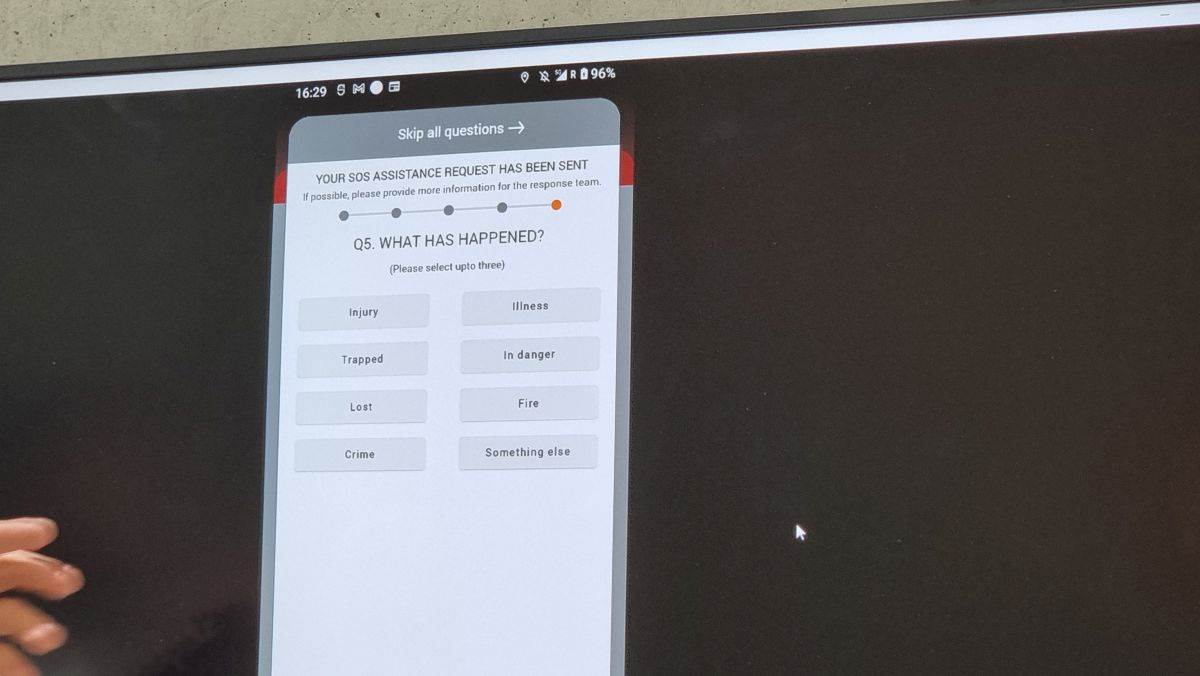 Bullitt Satelitte Messenger (5).jpg