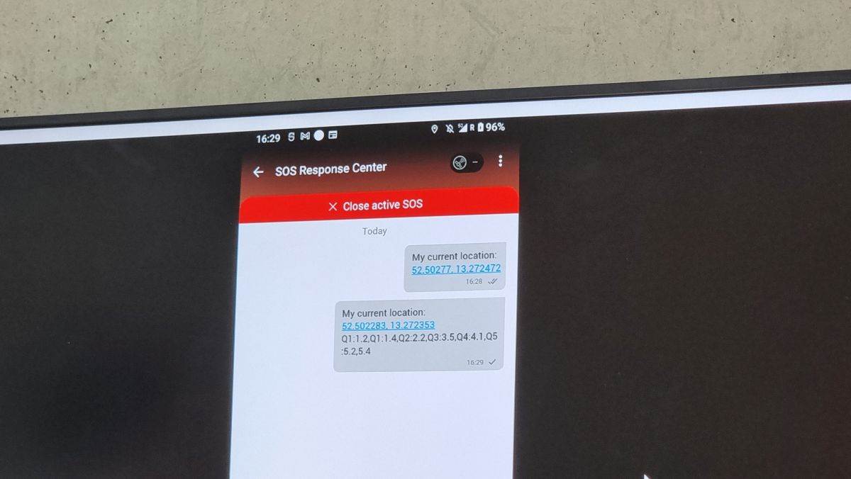 Bullitt Satelitte Messenger (6).jpg