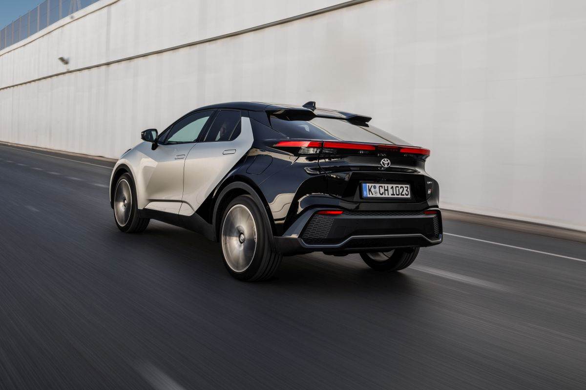 Toyota C-HR 2024 (16).jpg