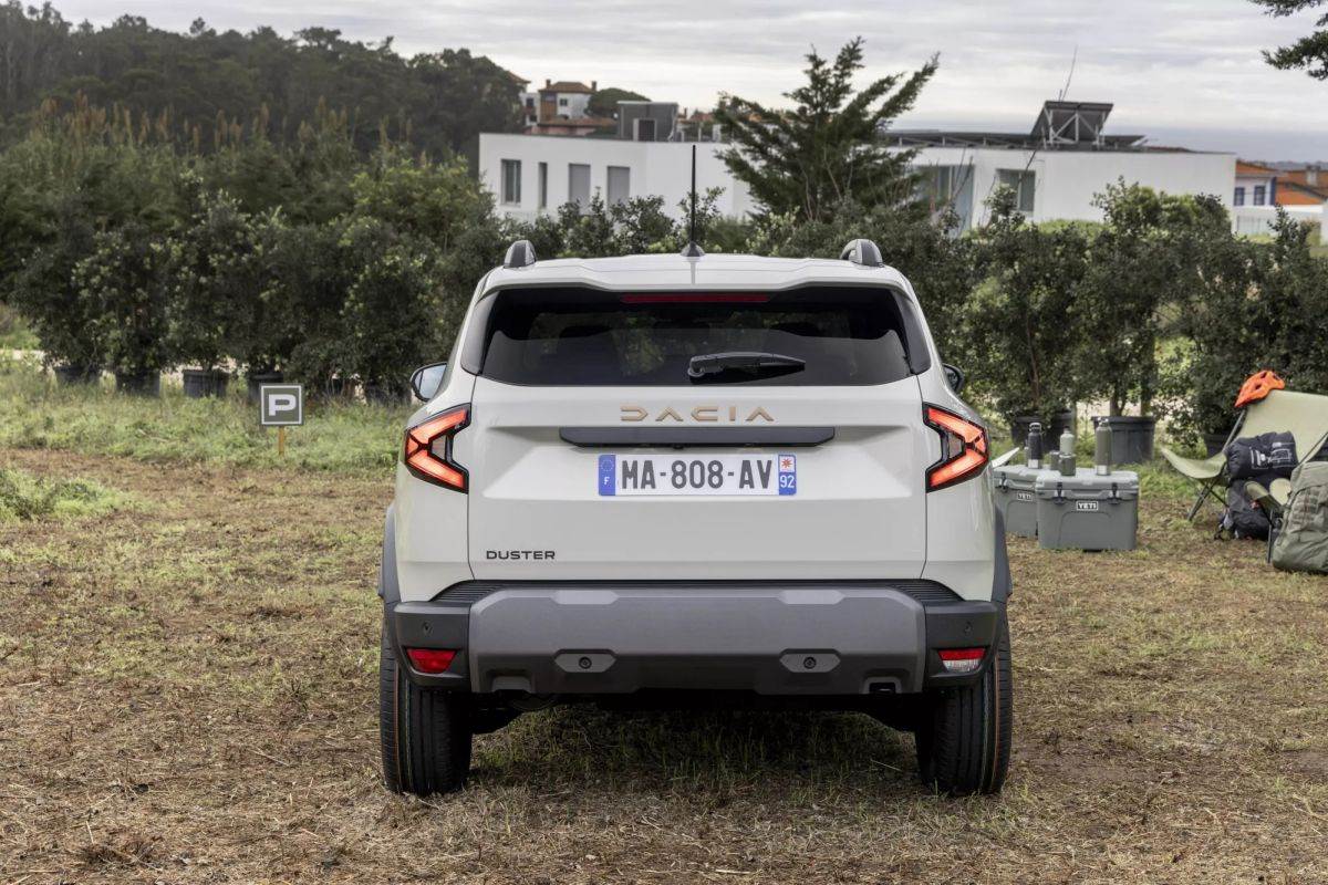 JOŠ BOLJE TERENSKE SPOSOBNOSTI: Dacia predstavlja 3. generaciju Dustera