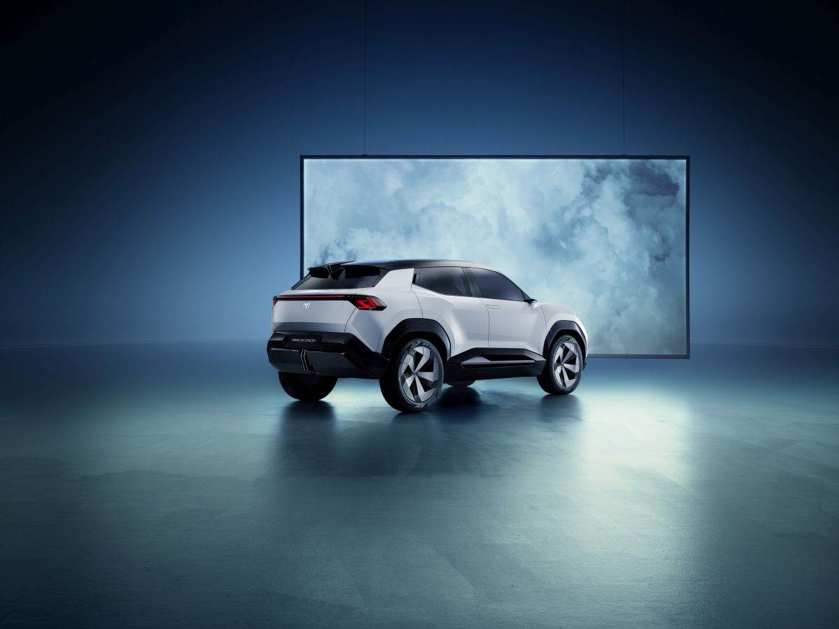 Toyota Urban SUV Concept (3).jpg