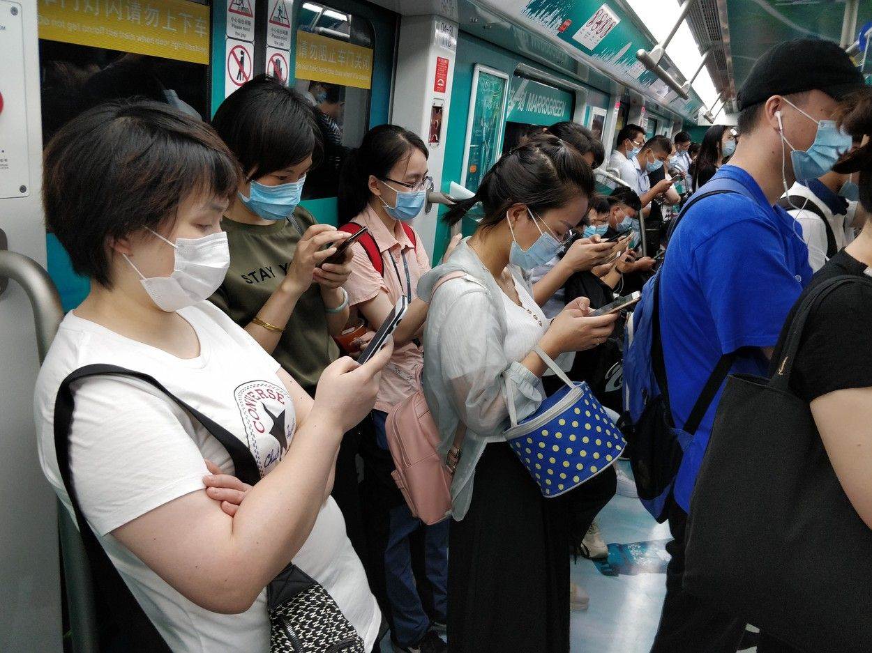 STRAH VAS JE POKAZATI ŠTO IMATE NA EKRANU? Više ne morate strahovati da će drugi vidjeti sadržaj vašeg smartphonea