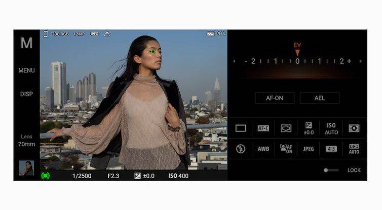 TRI NOVE XPERIJE: Sony ne odustaje od 3,5 mm ulaza za slušalice i to nam se sviđa