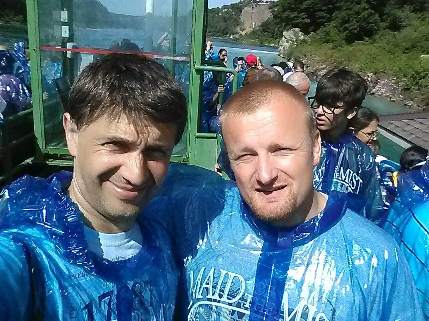 CRVEN BIJELI PLAVI! 'Čekirajte' Nijagarine slapove, ovaj vikend svijetle u bojama Hrvatske 